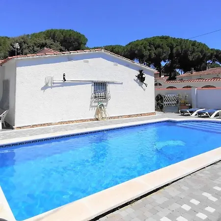 Dom wakacyjny Vacay - Bella Piscina Con Magnifica Piscina Privada L' Escala